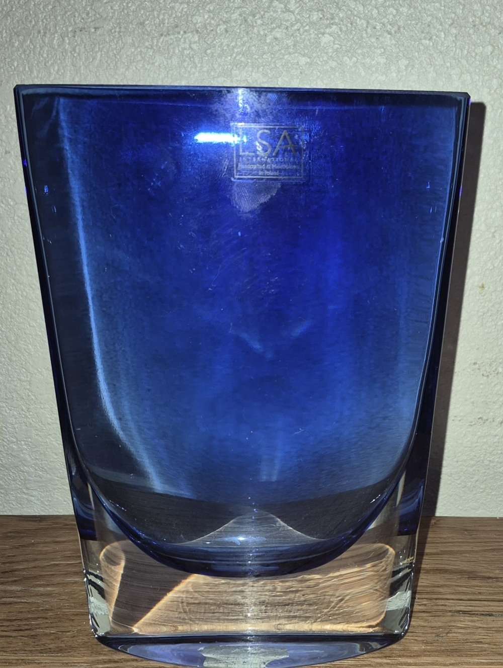 Handcrafted, mouth-blown cobalt blue glass vase from LSA International - Picture 3 of 5